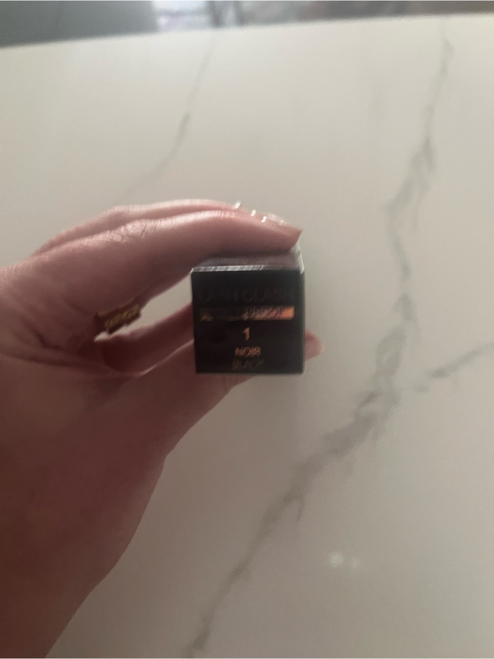 Yves Saint Laurent Black Volumizing Mascara Lash Clash in black Waterproof - Picture 3 of 5